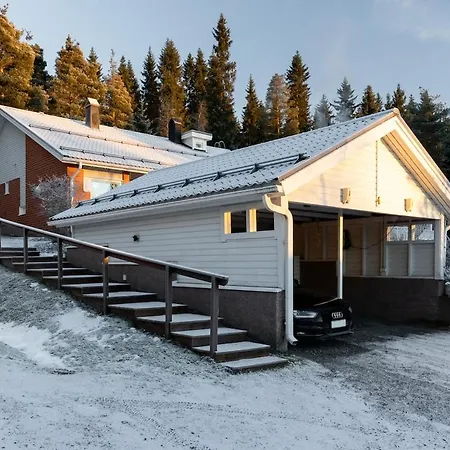 Ferienhaus Arctic Private Yard, Sauna & Sledding Hill *